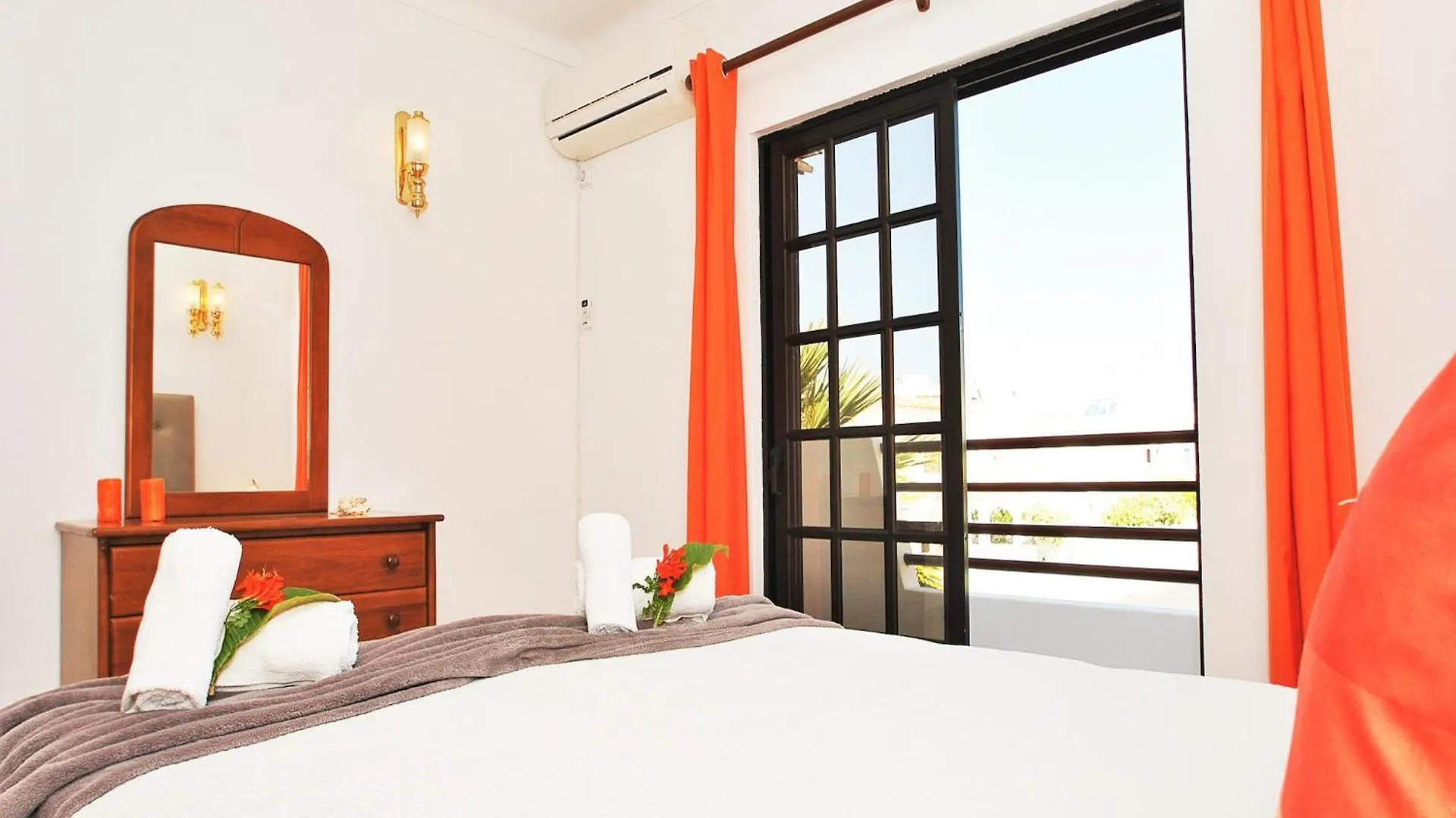 Villa With Heatable Pool Albufeira